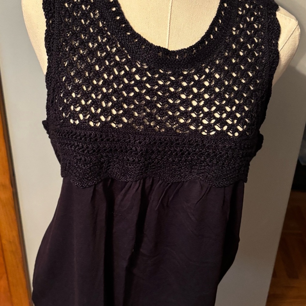 Brand New with Tags LOFT Navy Crochet Sleeveless Top -Medium